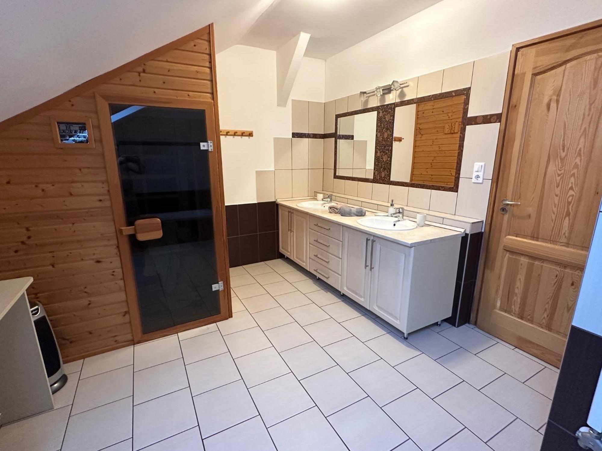 Árvíz Apartman Szeged Esterno foto