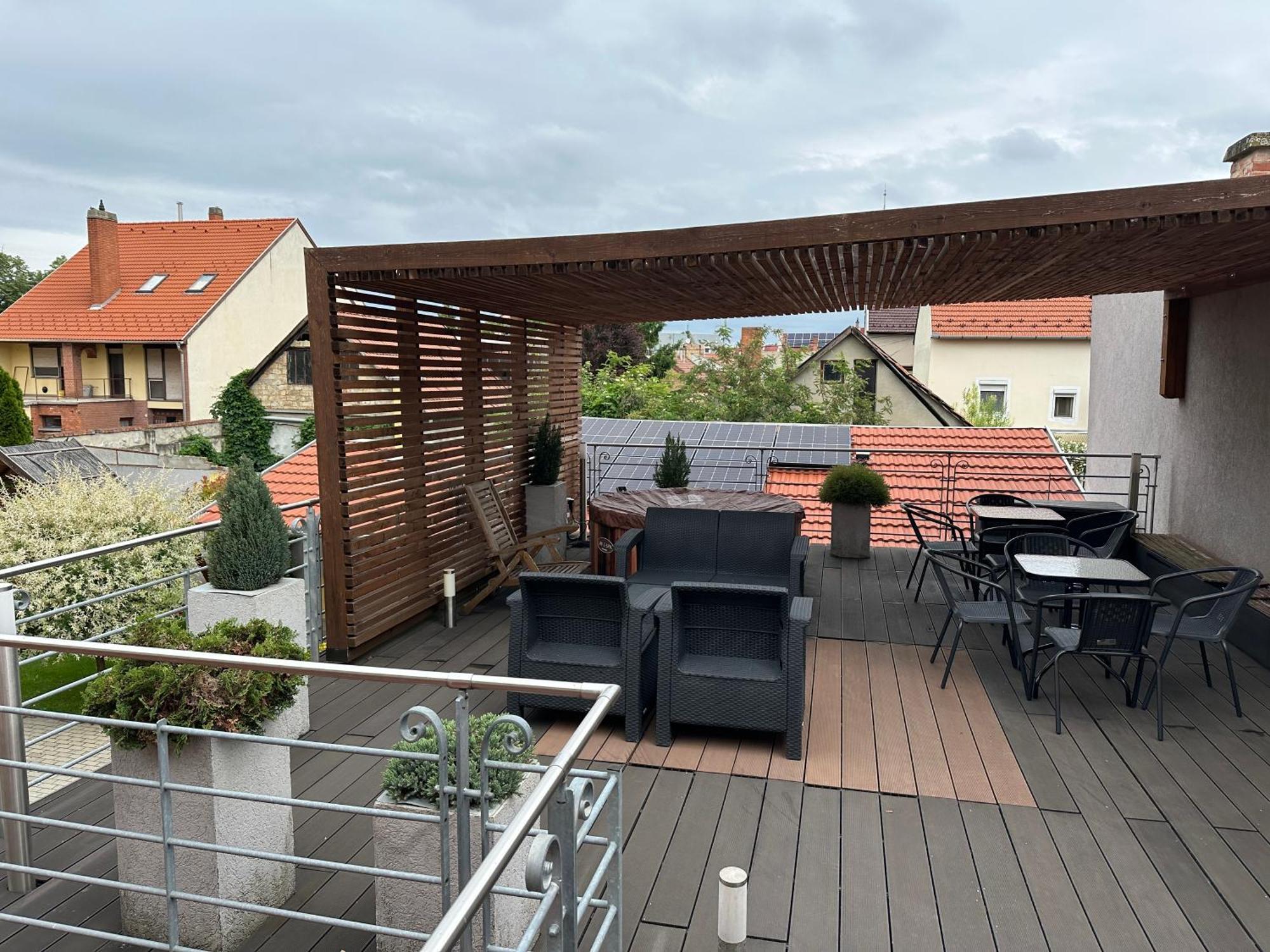 Árvíz Apartman Szeged Esterno foto
